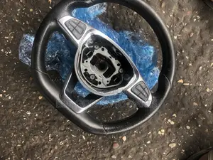 Mercedes Benz C250 Sport’S Steering Wheel