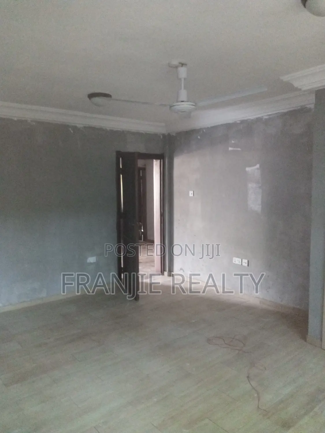 2bdrm Apartment in West Hills Mall Area for rent