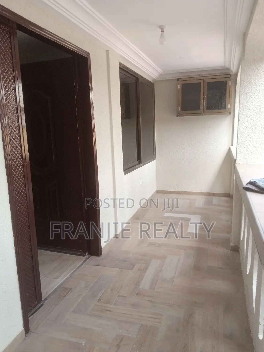 2bdrm Apartment in West Hills Mall Area for rent