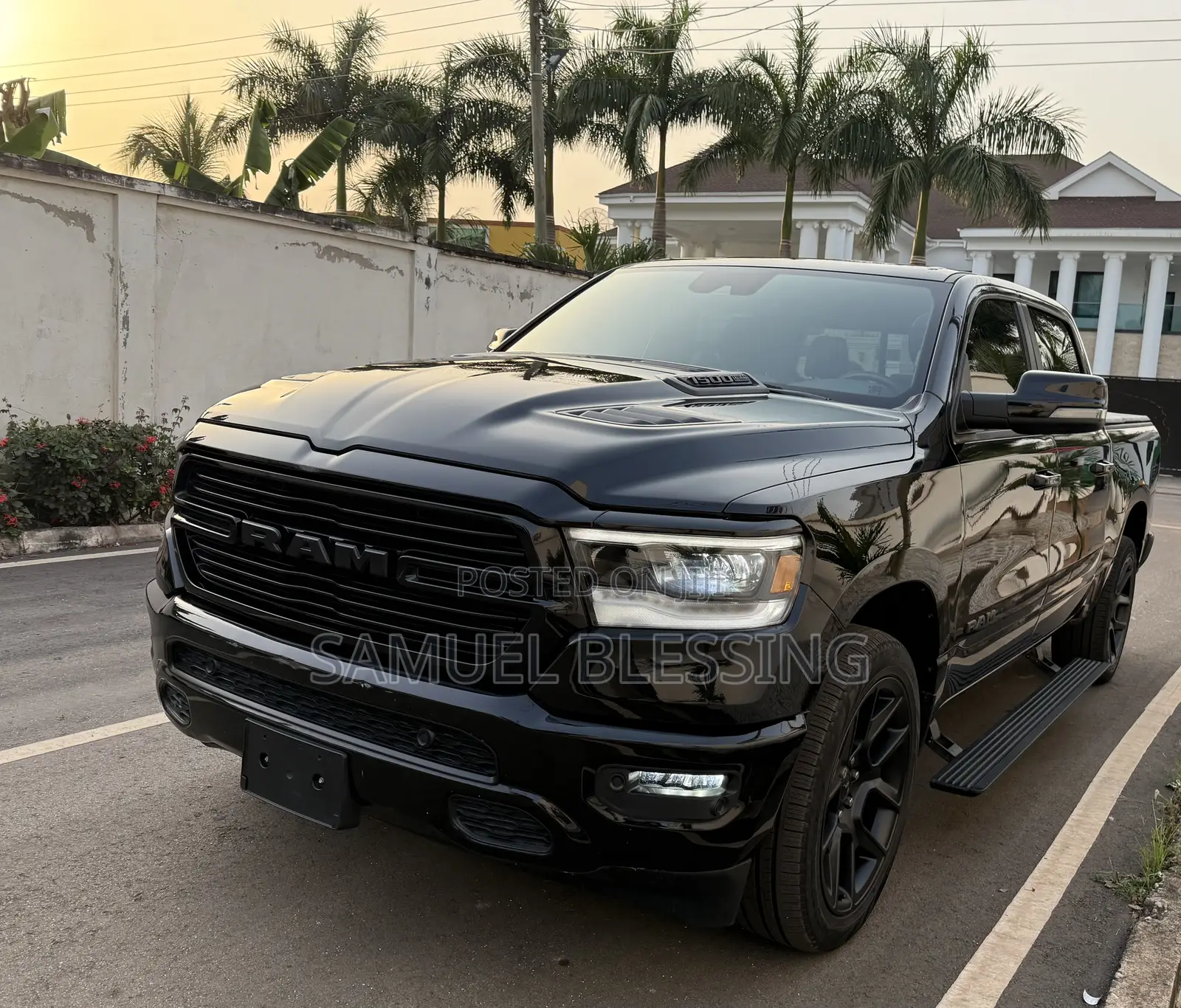 Dodge RAM 2023 Black