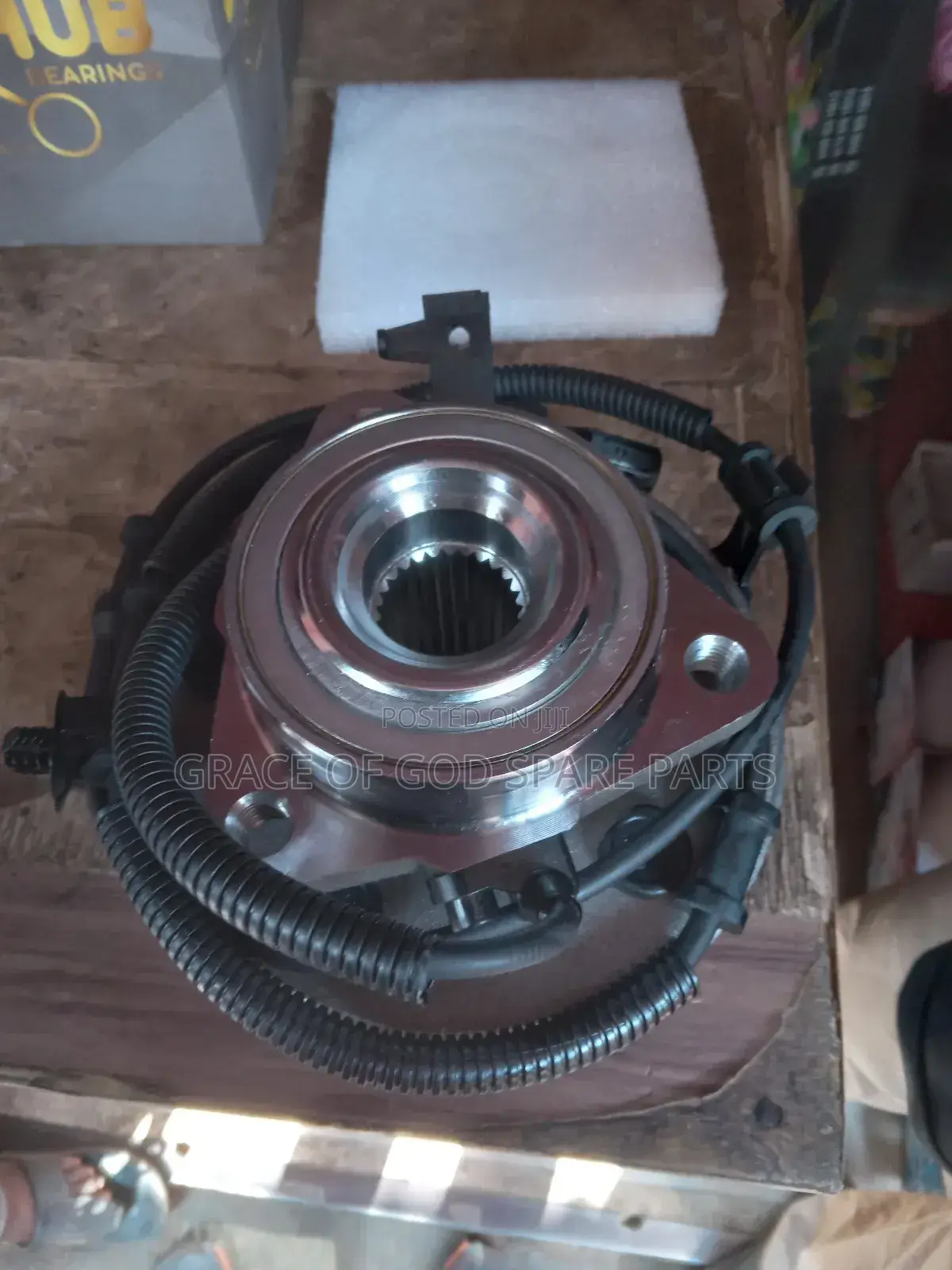 Ford Explorer 2005-2008 Front Hub Original Original