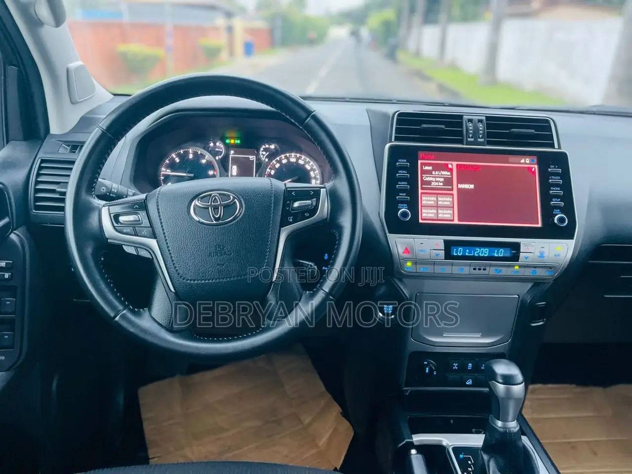 Toyota Land Cruiser Prado 2022 Gray