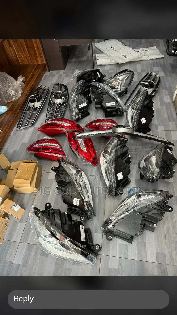 Mercedes Head Light and Taillight Available