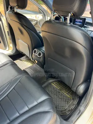 Mercedes-Benz C300 2017 White