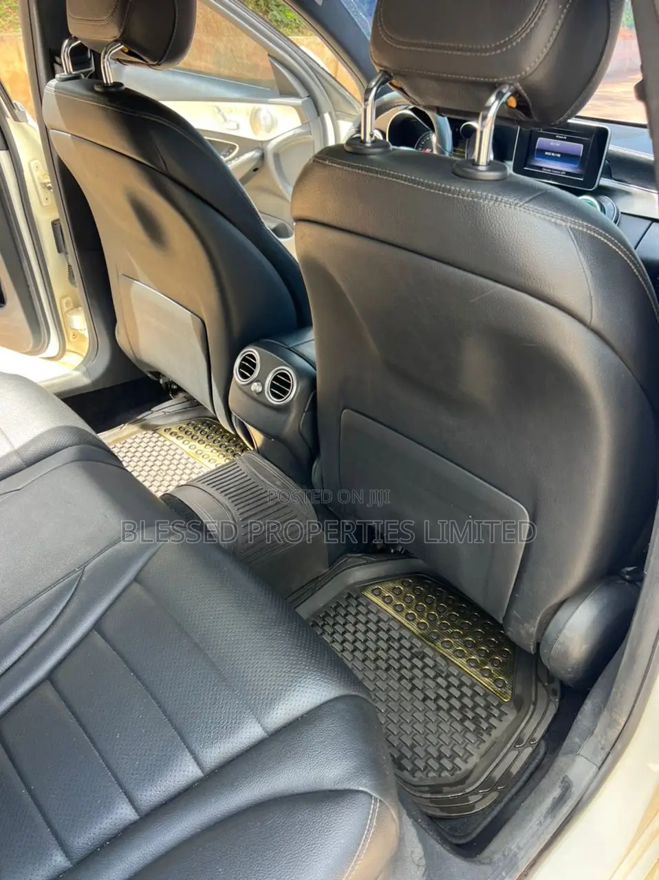 Mercedes-Benz C300 2017 White