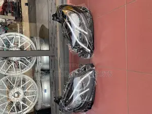 Mercedes Benz E300 Complete Head Light