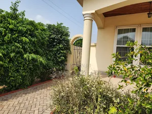 4bdrm House in Royal Palm Estate, Dawhenya for sale