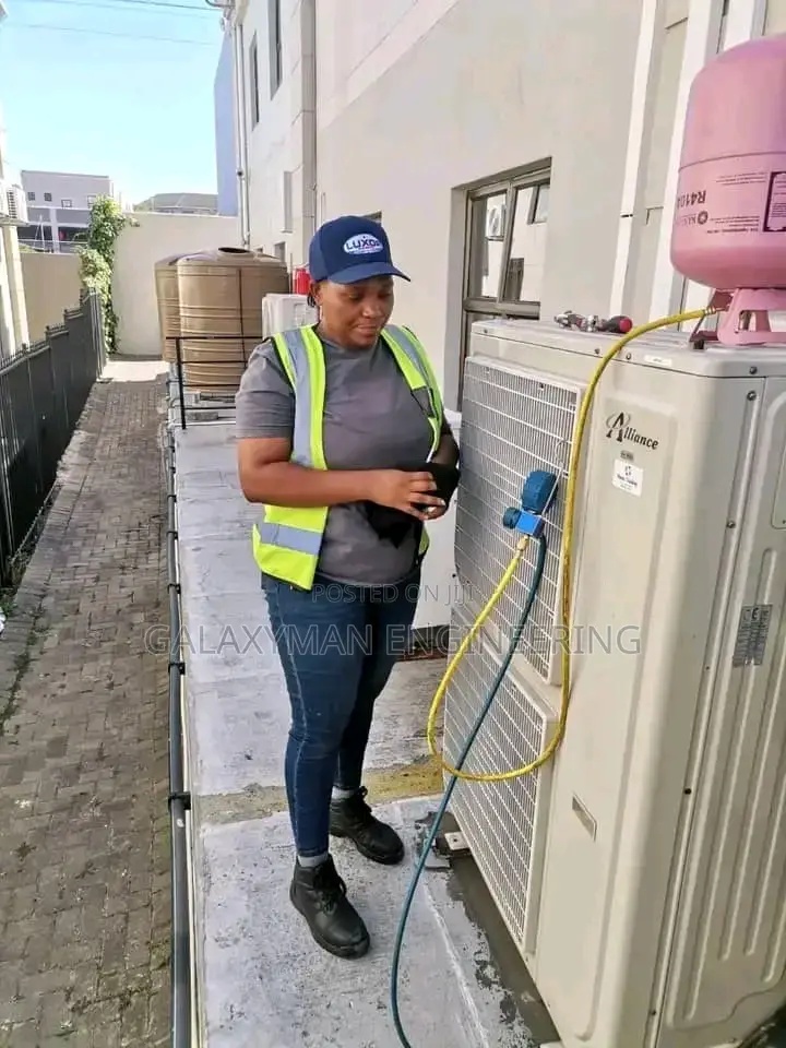 Aircondition Mechanic