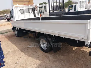 Hyundai Mighty Truck