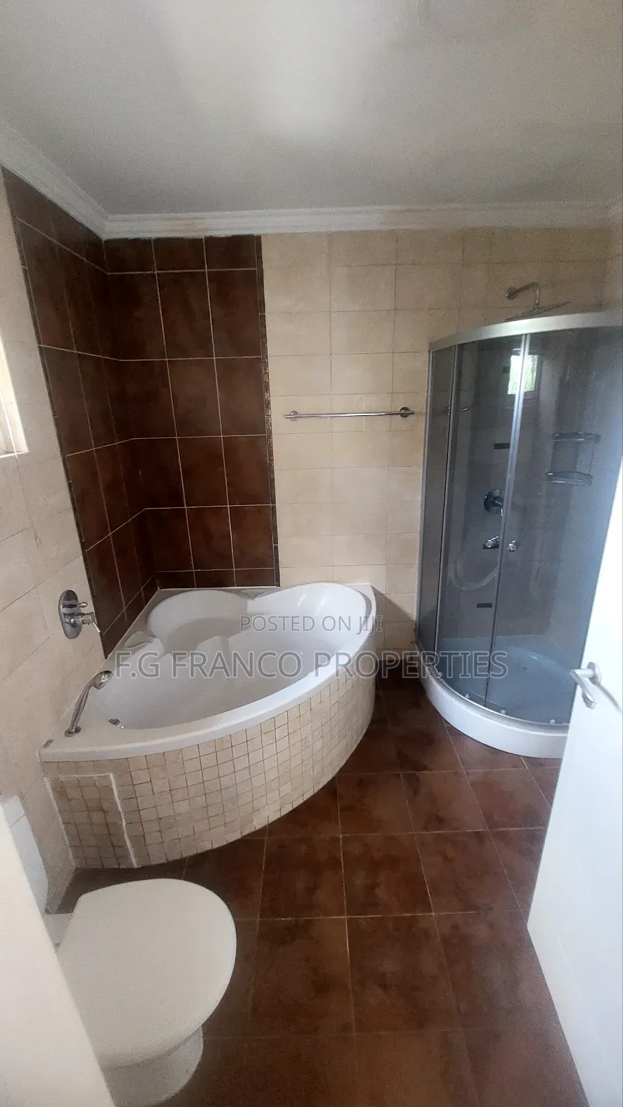 Furnished 3bdrm Apartment for sale