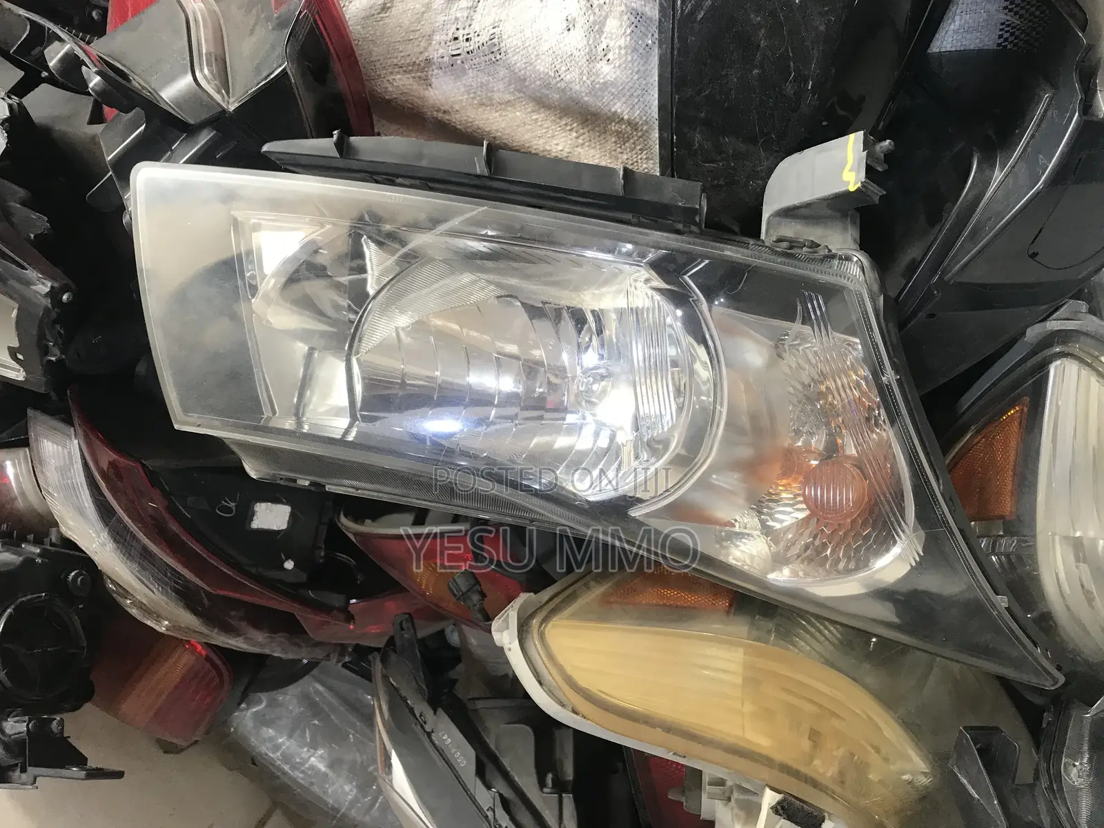 Chevrolet Cruze 2012 Headlight