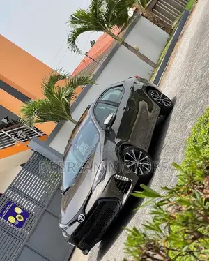 Toyota Corolla SE (1.8L 4cyl 2A) 2019 Brown