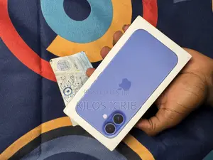 New Apple iPhone 16 128 GB Blue