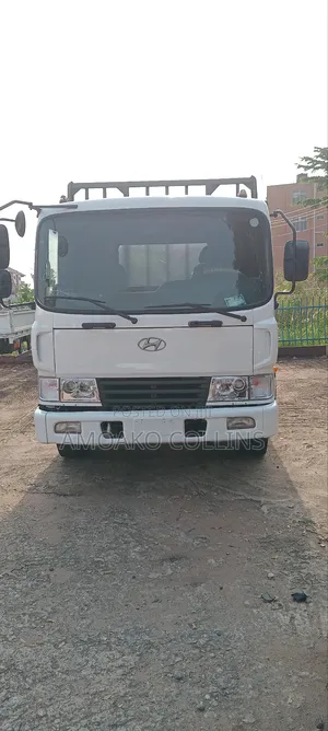 Hyundai Gold 5ton Single Axle