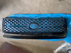 Toyota Tundra 2016 2017 2018 Front Shells Grille