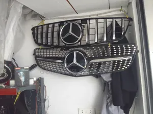 Mercedes Benz C Front Shells Crown. Original