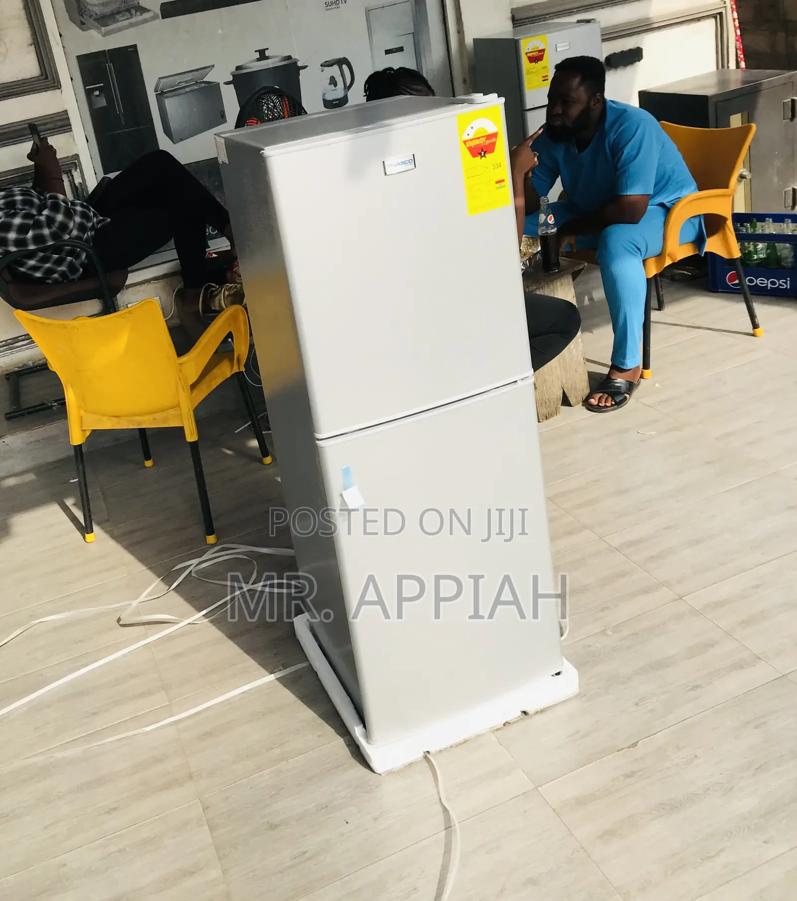 Choose Nasco Nasd2-18fl Double Door Electric Fridge.