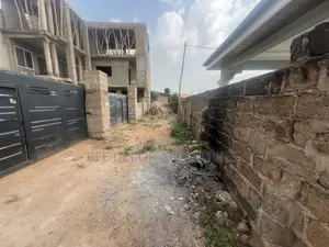 4bdrm House in Bee Decor & Homes, Adenta for sale