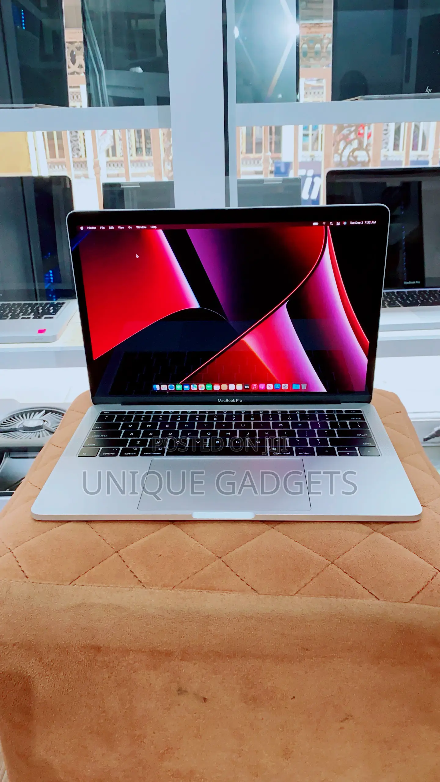 Laptop Apple MacBook Pro 8GB Intel Core i5 SSD 128GB