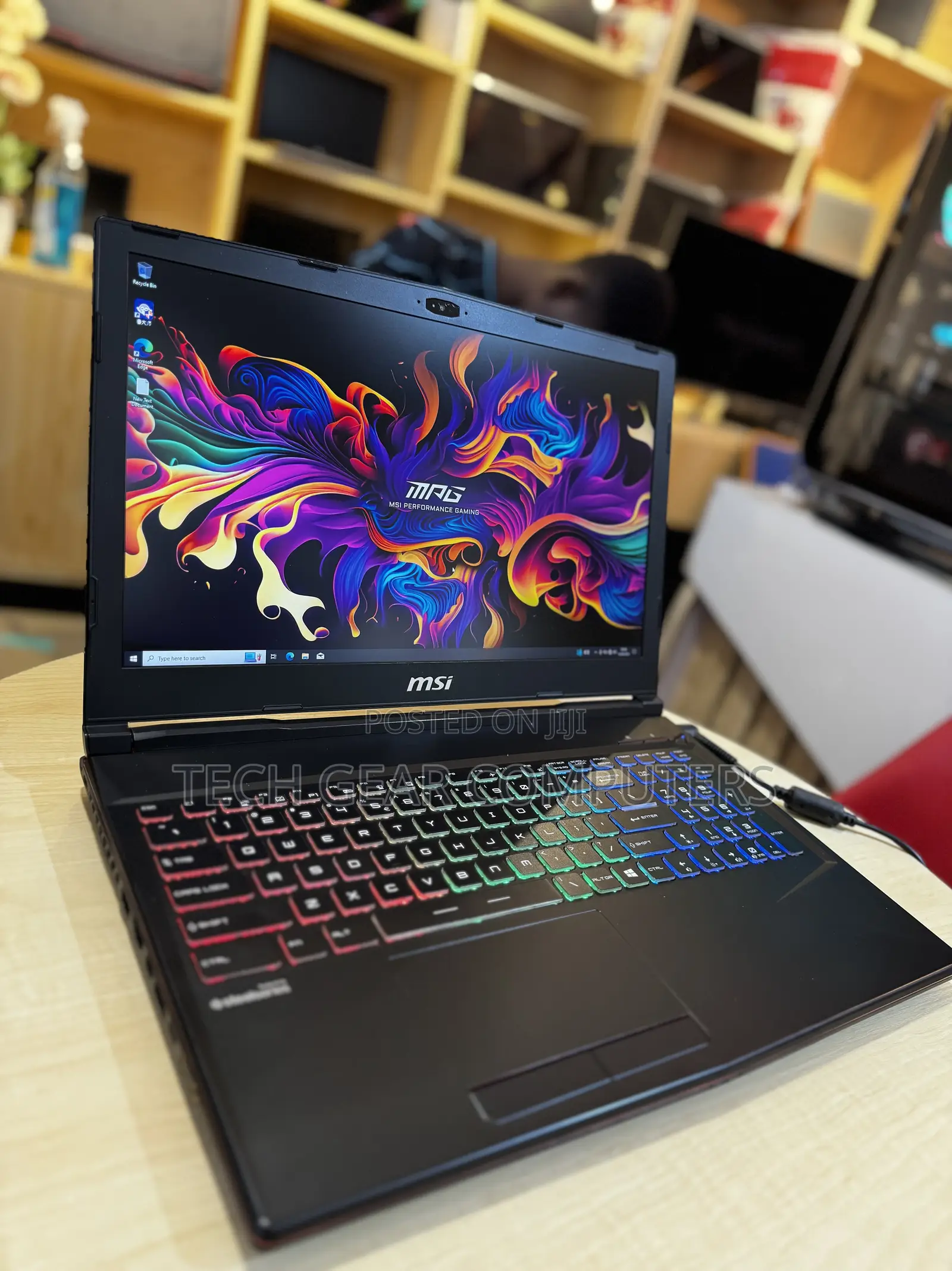 Laptop MSI GP63 Leopard 8RE 16GB Intel Core i7 HDD+SSD 750GB