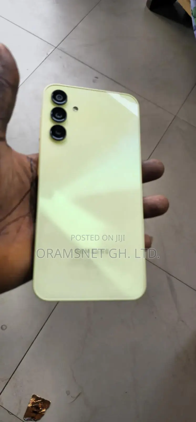 New Samsung Galaxy A15 128 GB Yellow