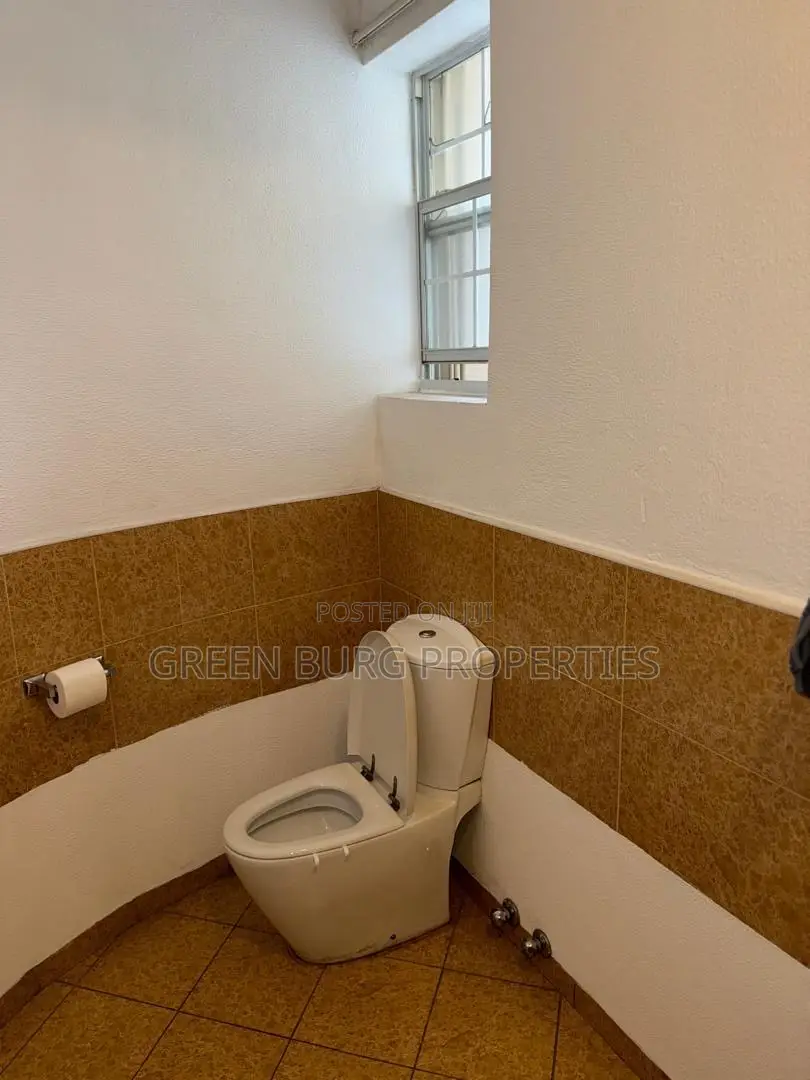 Furnished 3bdrm Apartment in Airport Residential Area for rent