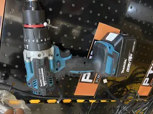 Cordless Drill Makita 18v 6amps Battery