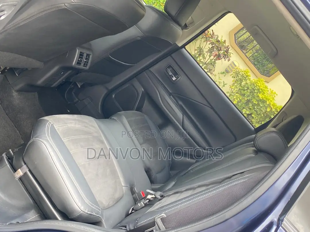 Mitsubishi Outlander 2019 Blue