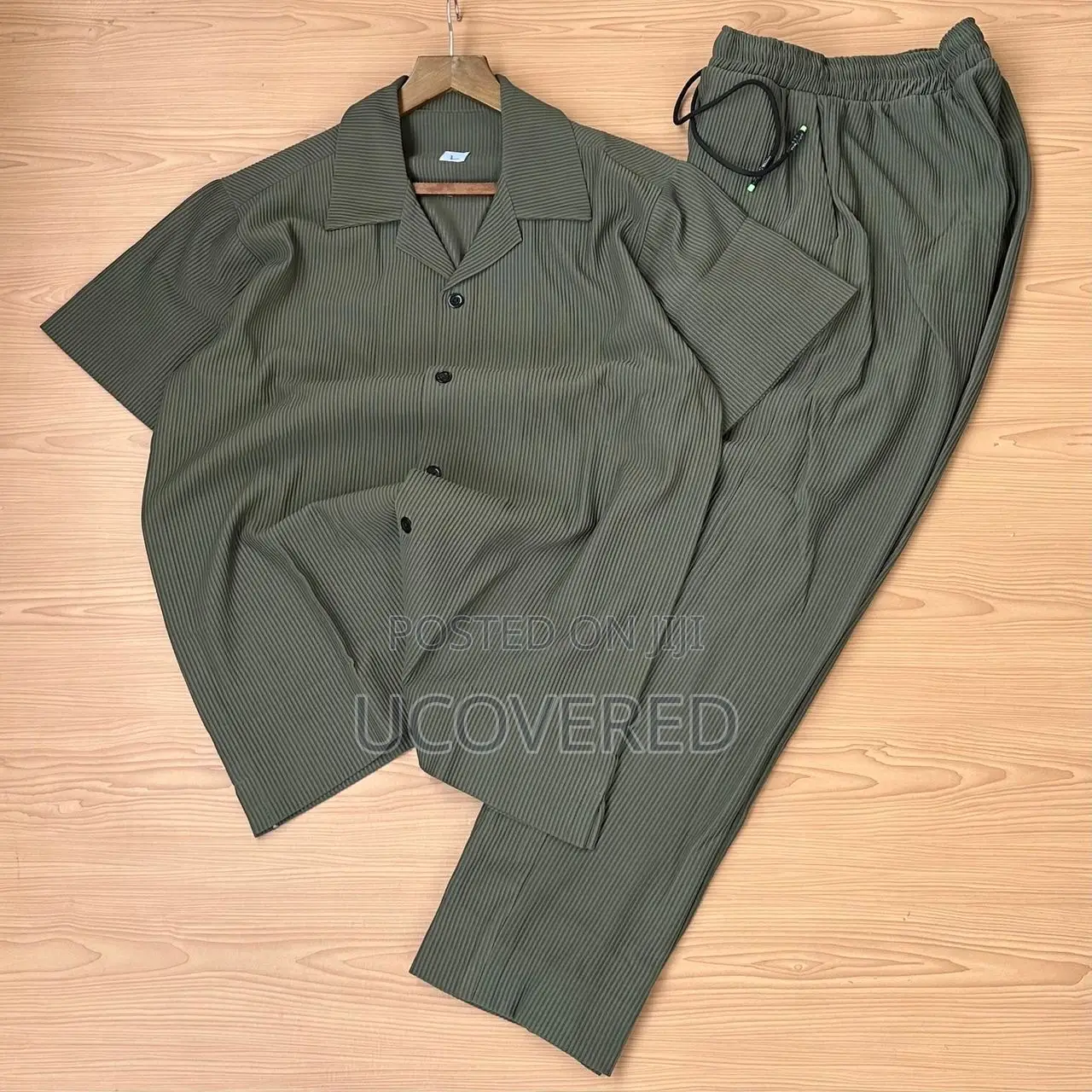 High Quality Top and Down Outfit/Attire