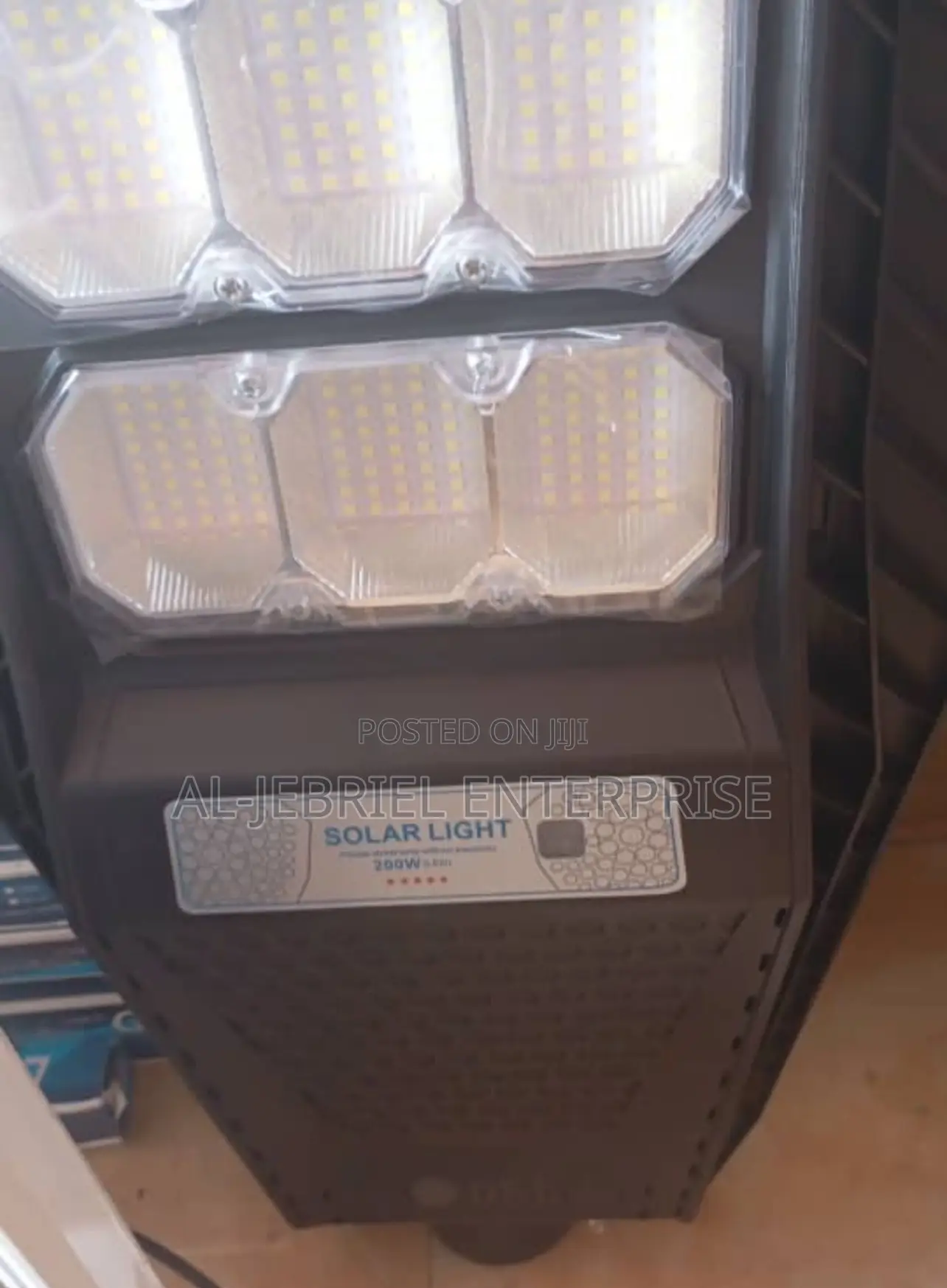 200 Watts Skylife Energetic Solar Street Light With Remote