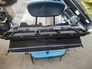 Shutter Grille Crv 017-22 (Motor)