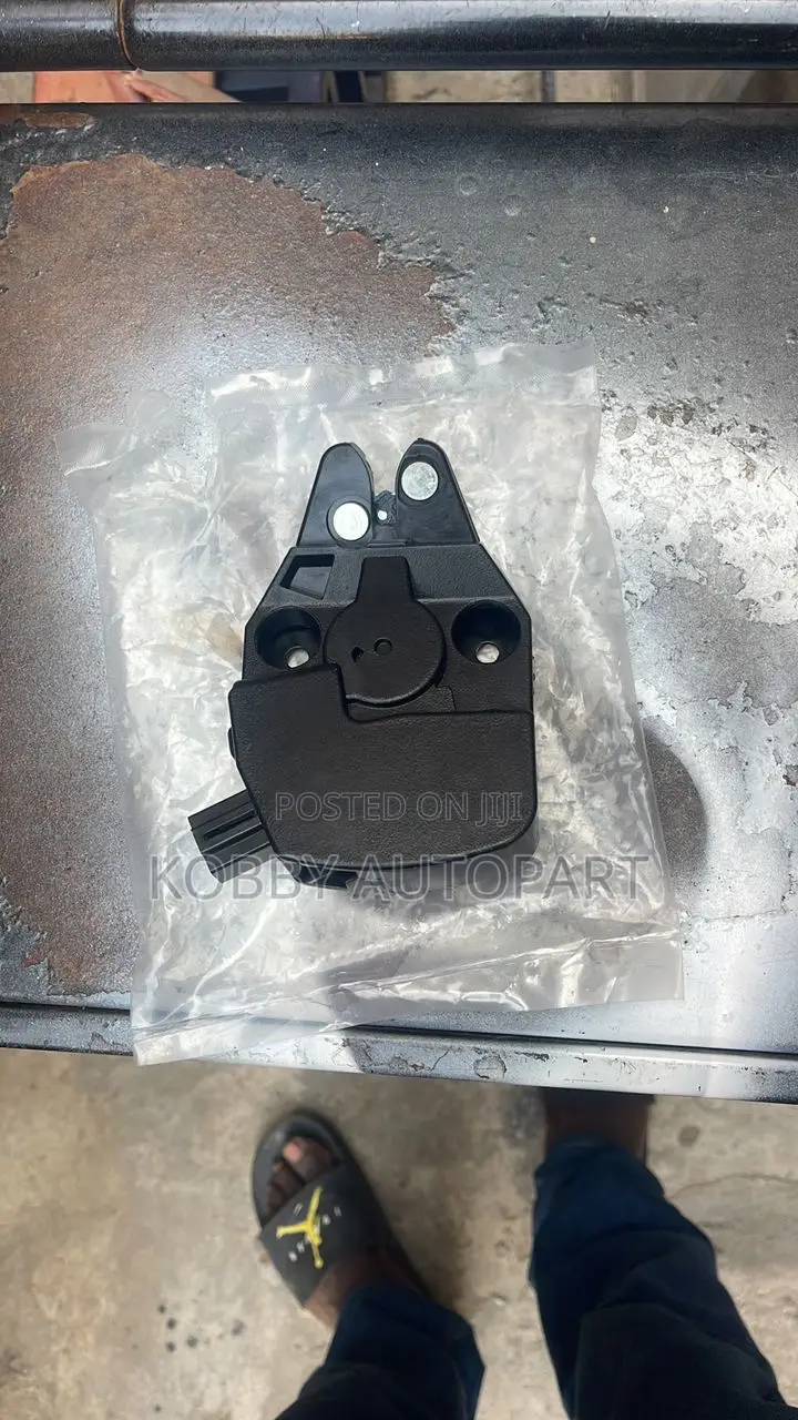 Honda Civic Boot Lock 2016 - 2021