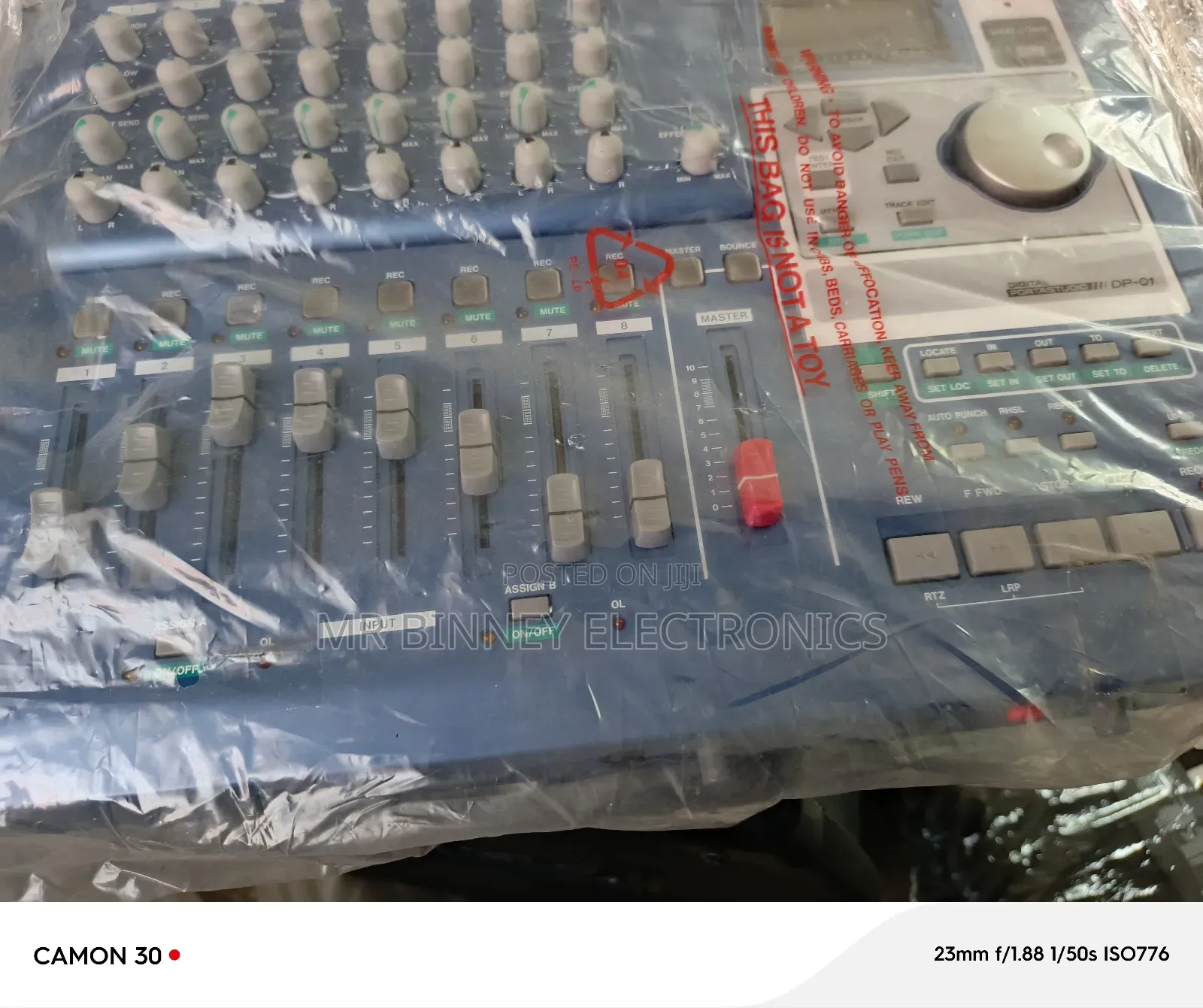 Professional 8 Channel Studio Mixer
