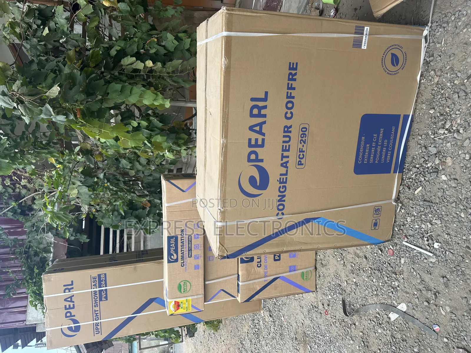 Brand New Stainless Steel Chest Freezer 251L PCF-290