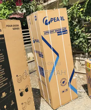 Extremely Chilling Pearl PVC 424 1 Door Beverage Cooler.