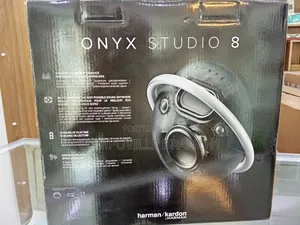 Onyx Studio 8