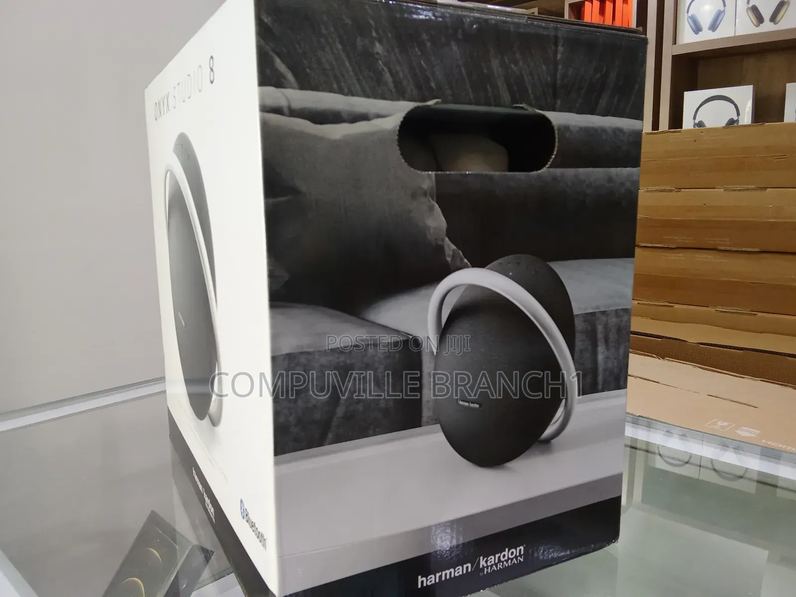 Onyx Studio 8