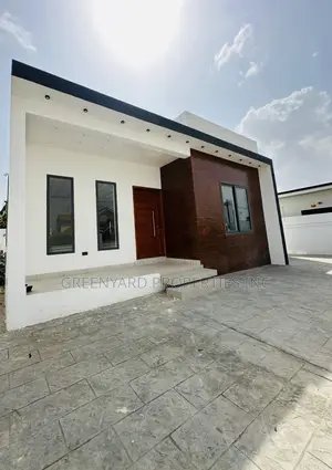 3bdrm House in Botwe for sale