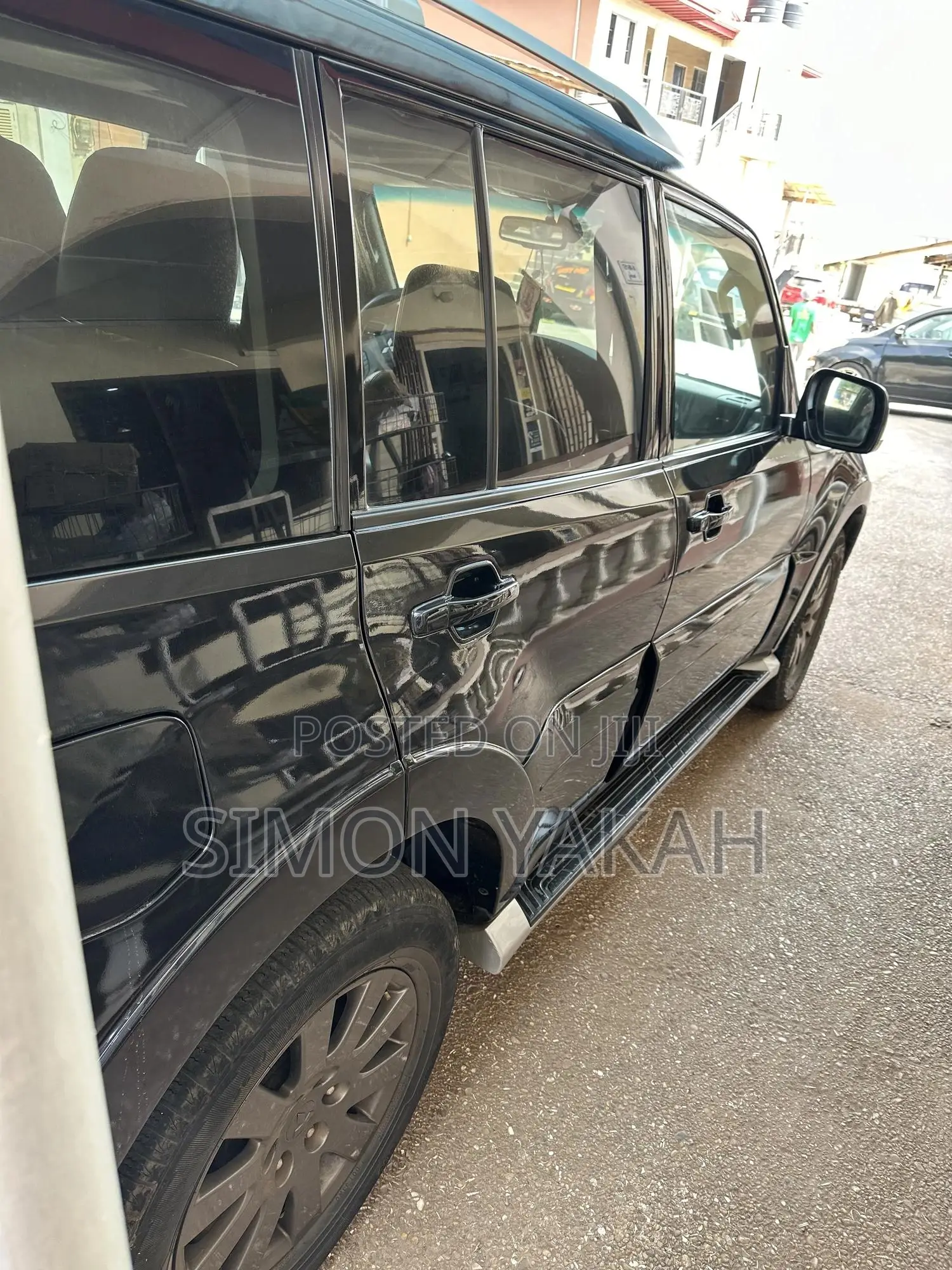 Mitsubishi Pajero V80 3.2 DI-D 2017 Black