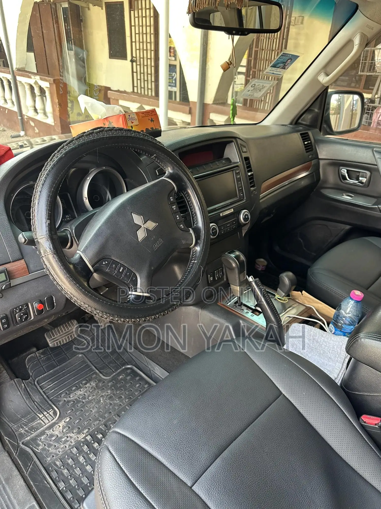 Mitsubishi Pajero V80 3.2 DI-D 2017 Black