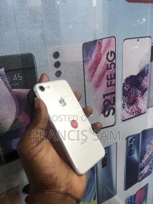 Apple iPhone 7 128 GB Silver