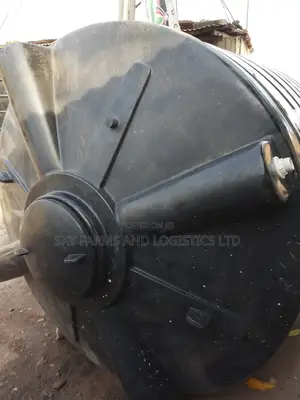 Polytank Cleaning
