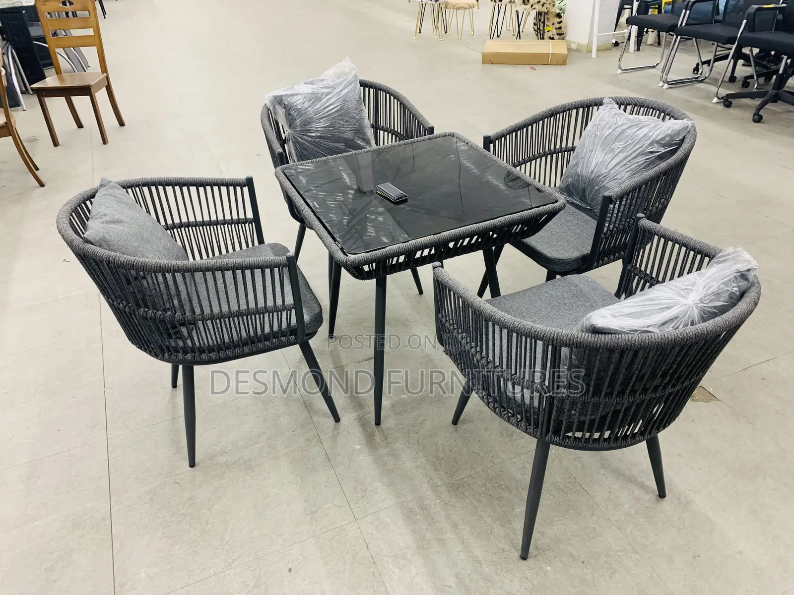 Outdoor Table With 4 Chairs