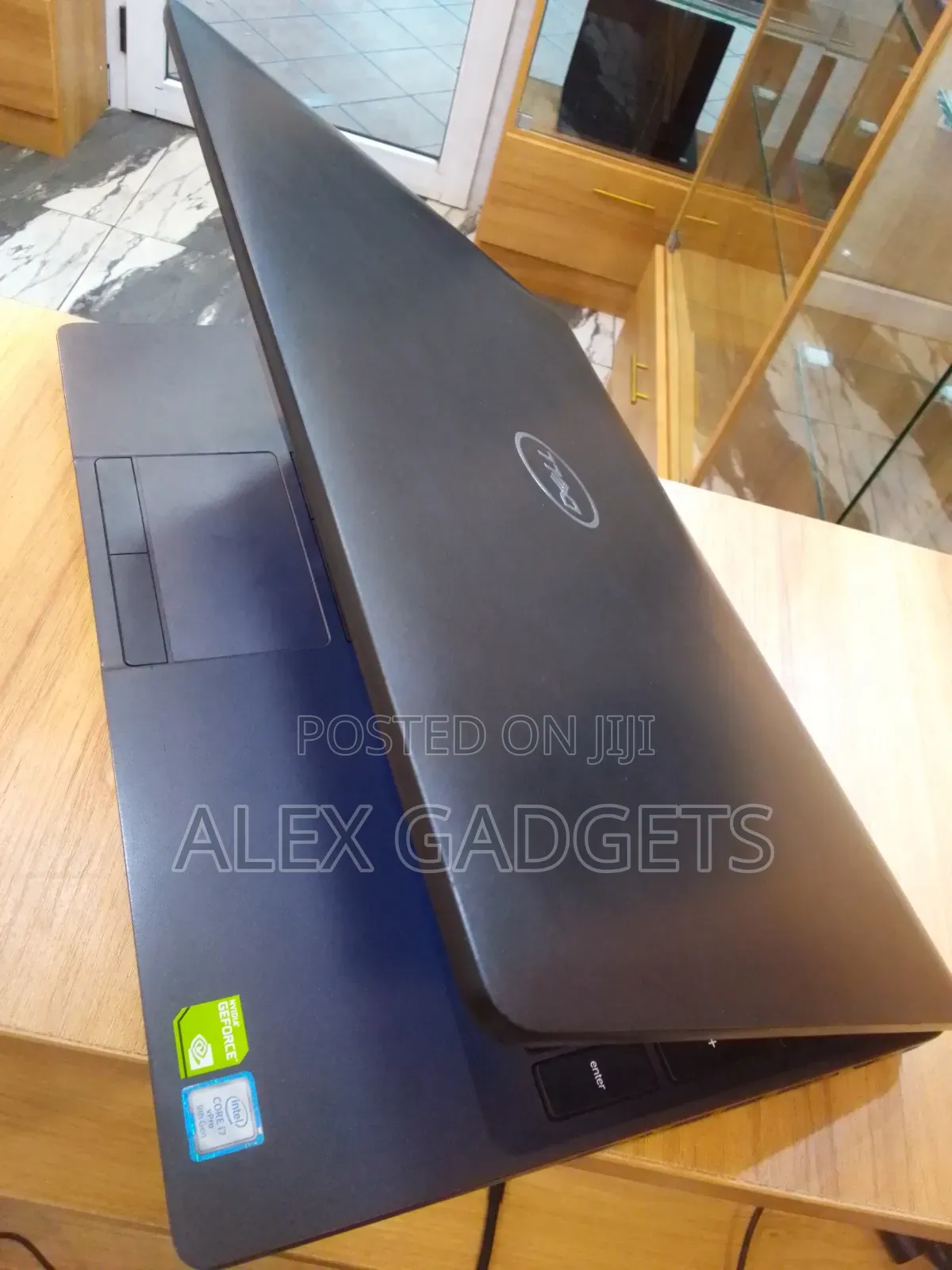 Laptop Dell Latitude 5501 16GB Intel Core I7 SSD 512GB