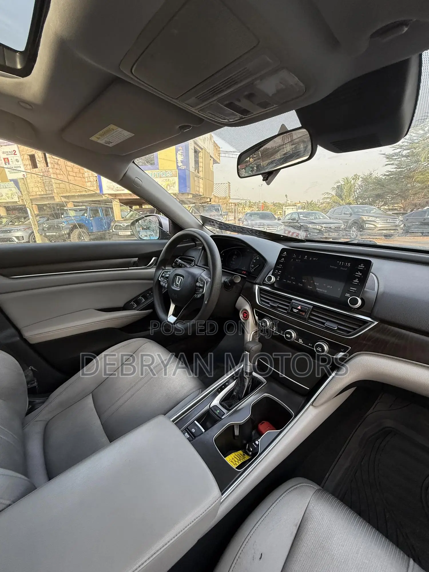 Honda Accord EX 2018 Silver