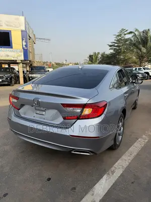 Honda Accord EX 2018 Silver