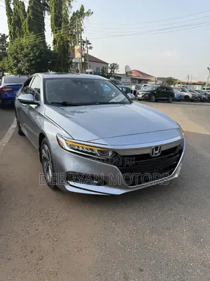 Honda Accord EX 2018 Silver