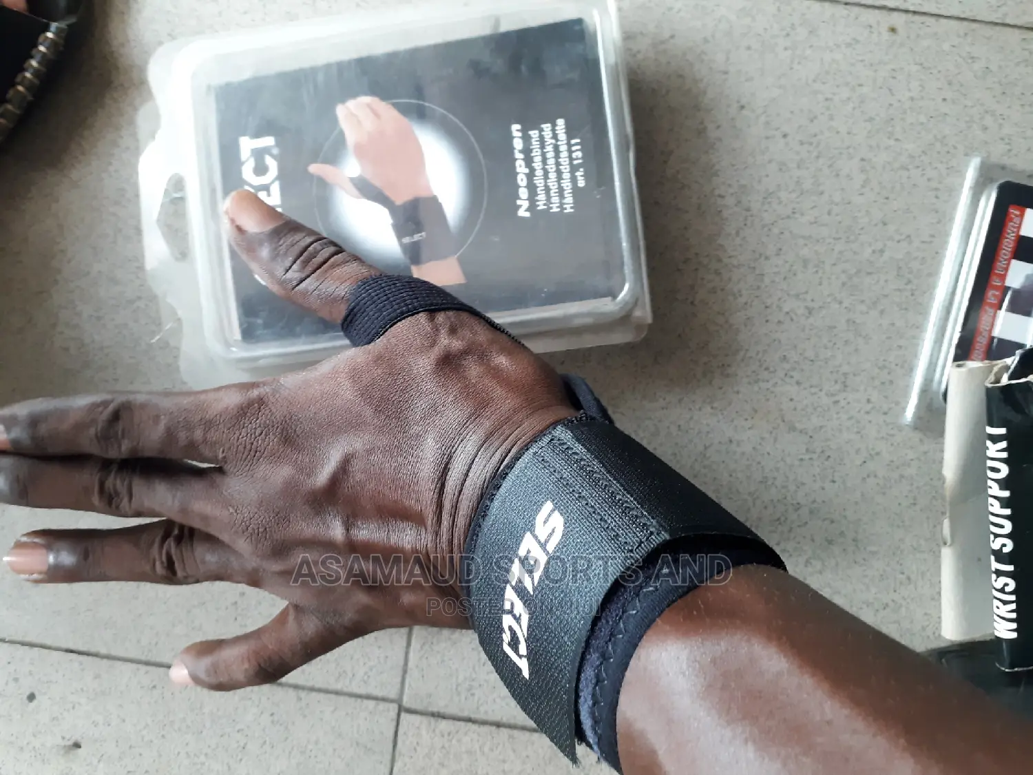 Original Wrist Support At Cool Price