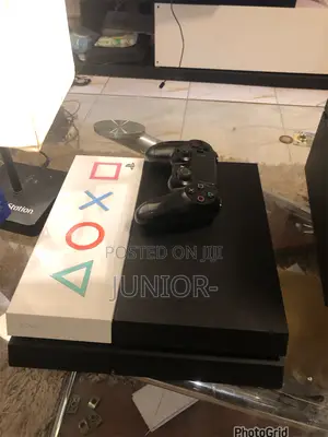 Playstation 4 Jailbreak 10 Game of Ur Choice