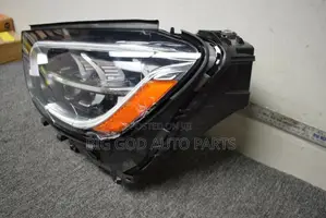 Mercedes Benz Glc300 Left Side Headlight Oem 2020 2022